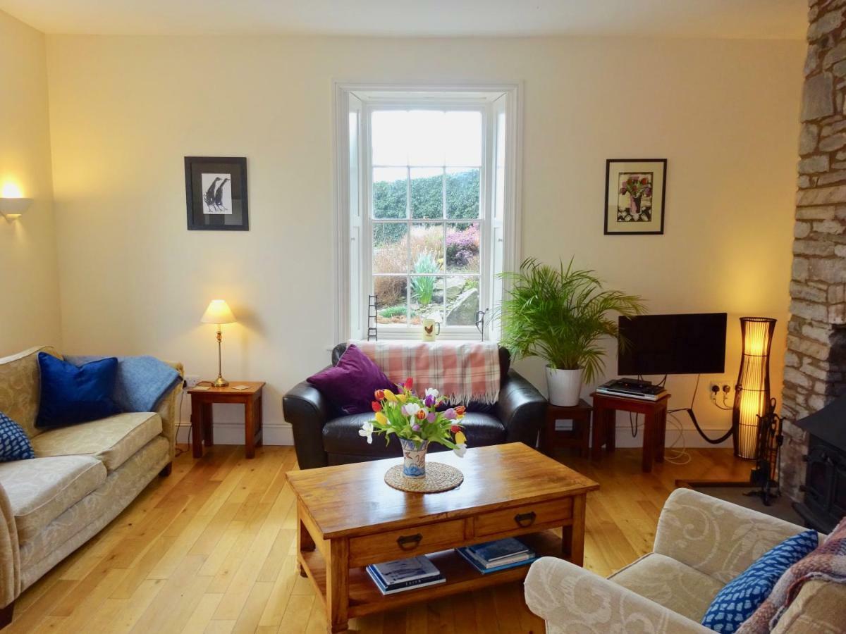 Glanhenwye Courtyard Cottages Glasbury Экстерьер фото